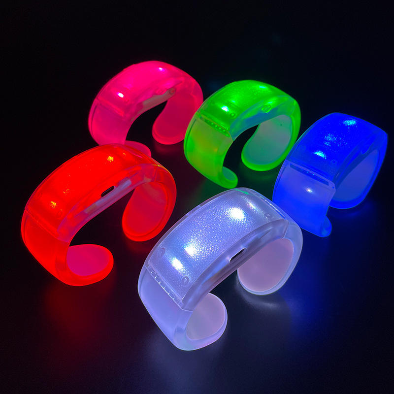 Rechargeable Led Wristband Reusable DMX Controlled LED Bracelet for Live Events