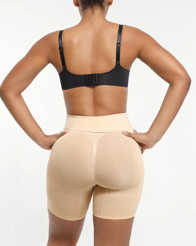 Look Snatched—Not Squeezed.  The Shapewear That Smooths Without Rolling, Digging, or Discomfort.