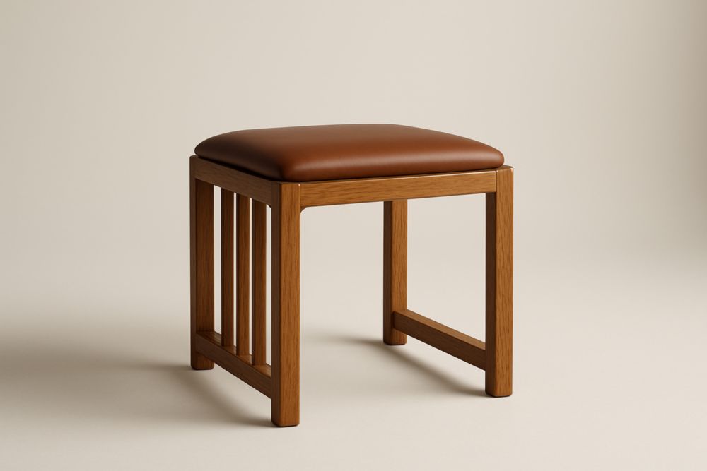 Poggiapiediin legno e pelle sintetica marrone