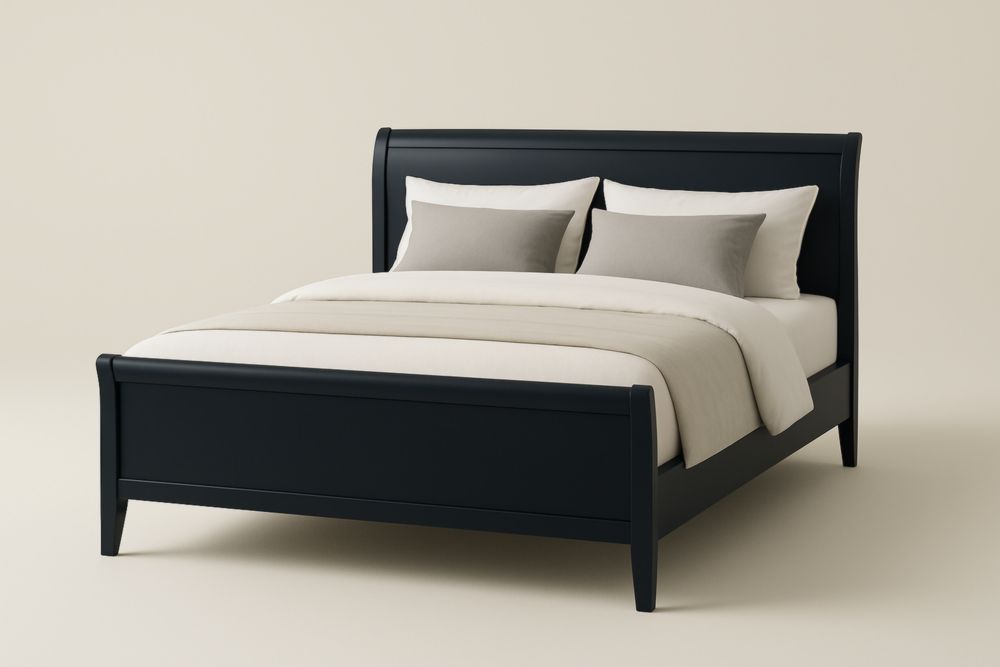 Letto matrimoniale in legno Massello nero con cuscini e lenzuola