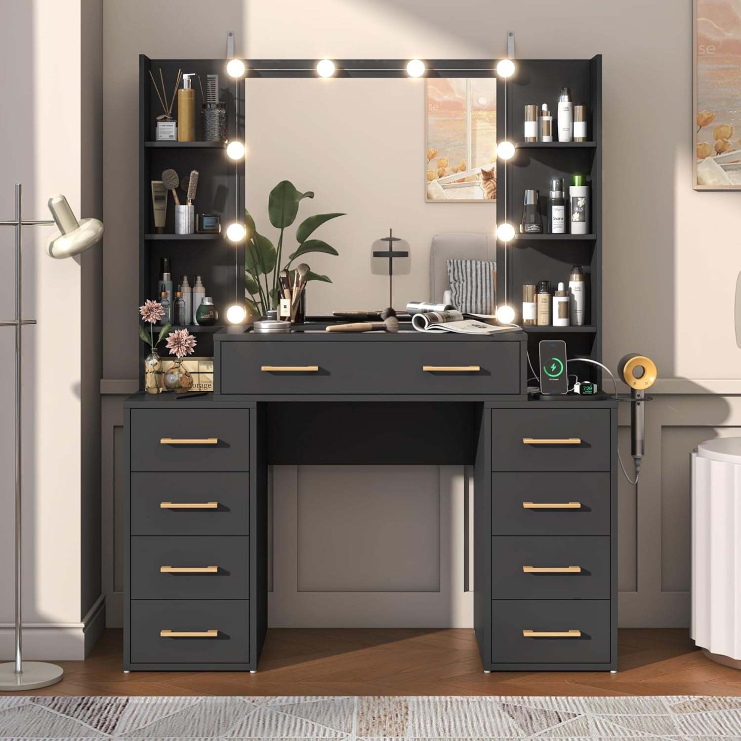 Tocador negro con espejo y luces LED, tocador con tapa de cristal con estación de carga y cajones de almacenamiento con compartimentos, mesa de tocador de maquillaje grande de 43 pulgadas con 9 cajones y 6 estantes