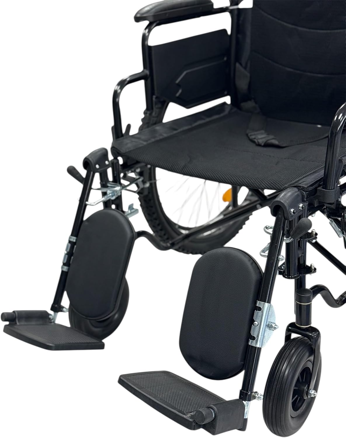 SILLA DE RUEDAS PARA ADULTO TODO TERRENO CON ELEVA PIERNAS DE LUJO DESMONTABLE, NEUMATICA, RESISITENTE PLEGABLE, DESCANSAPIES REMOVIBLES, DESCANSABRAZOS REMOVIBLE, RESPALDO PLEGABLE, ORTOPEDICA STE-909