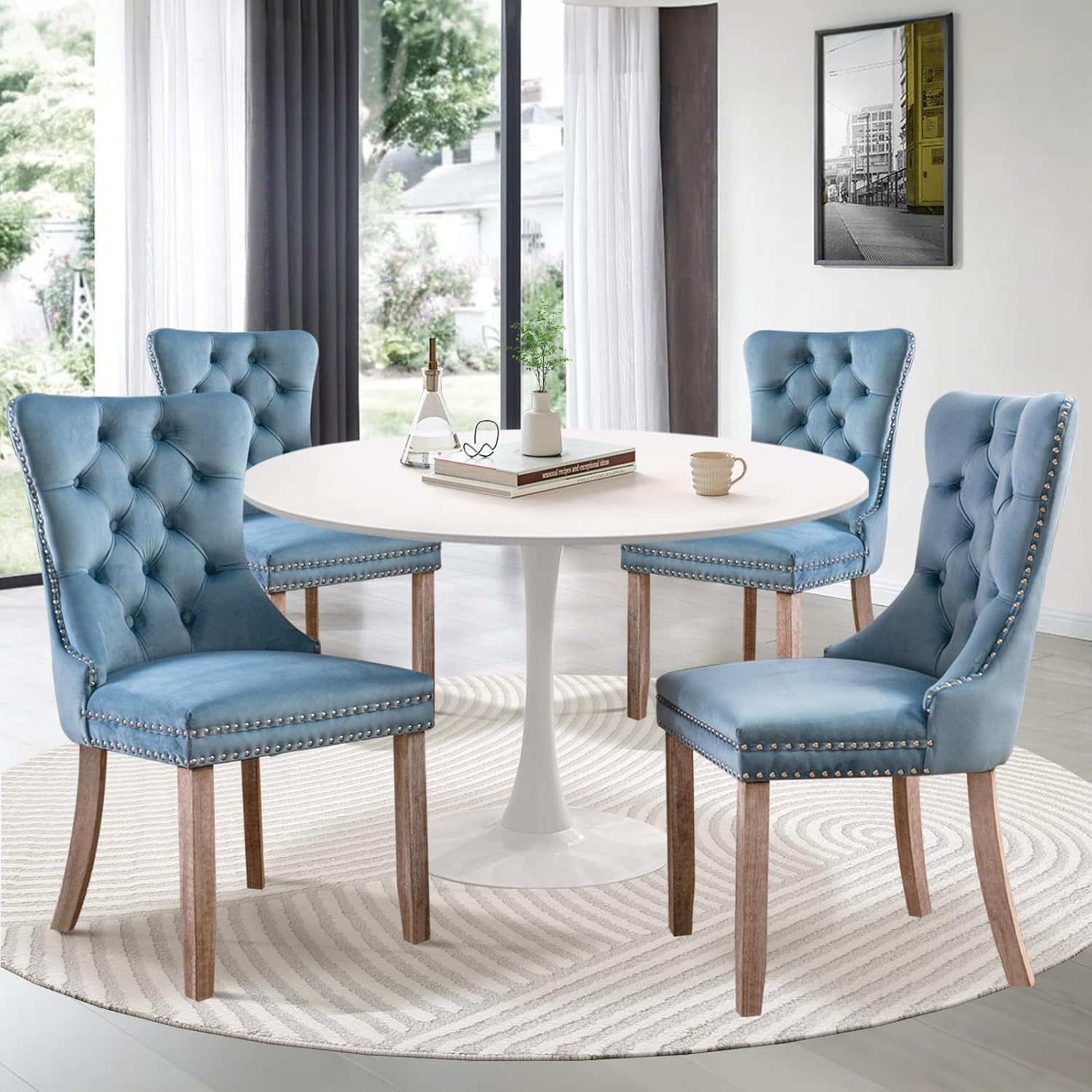 Juego de 6 sillas de comedor tapizadas de piel, estilo moderno, con ribete de cabeza de clavo y pata de madera, anillo de metal para comedor y sala de estar (blanco y negro, juego de 6)