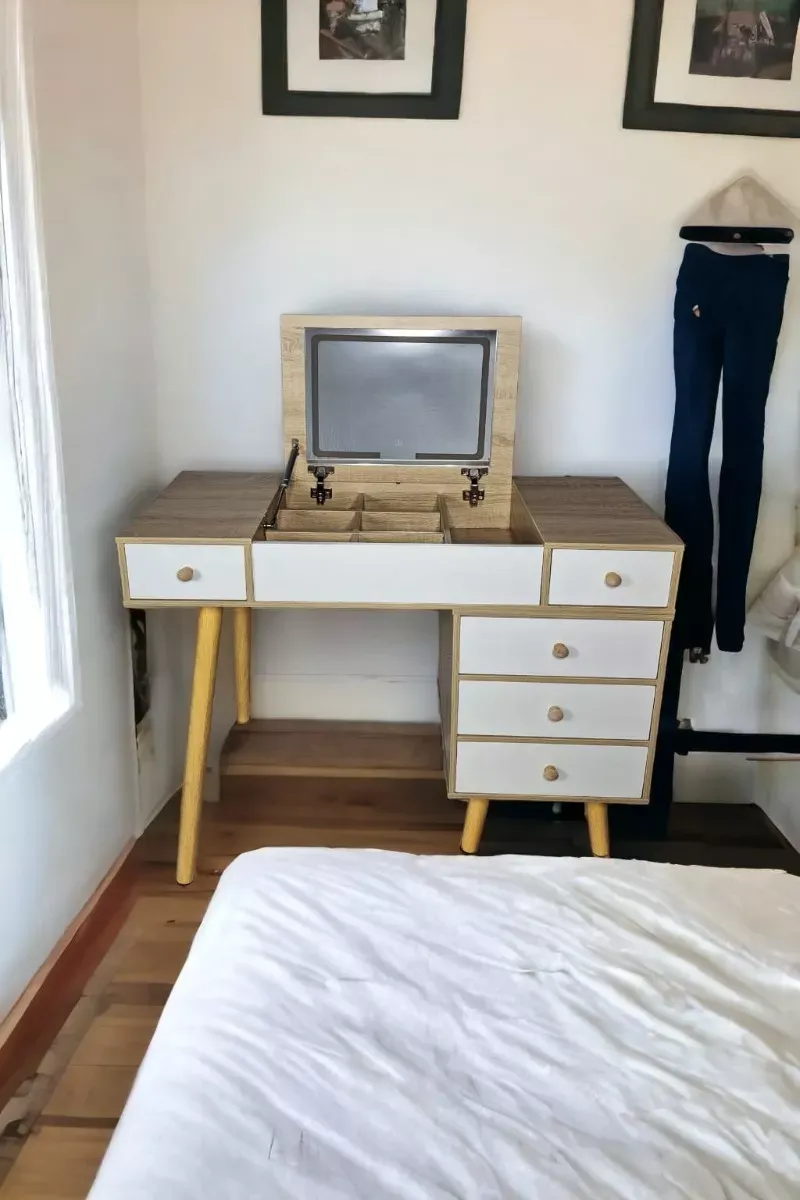 Tocador Moderno Expandible Espejo Abatible 3 Luz Led Banco