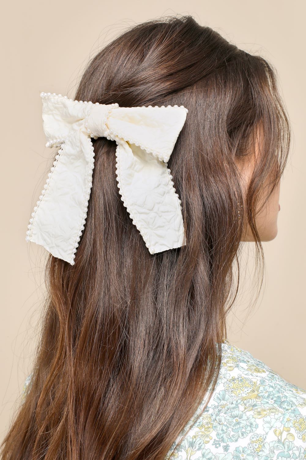 ivory textured pearl hair bow clip