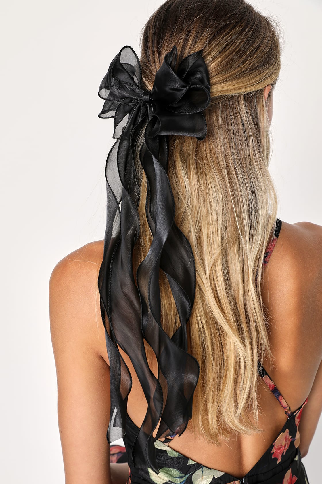 organza oversized bow