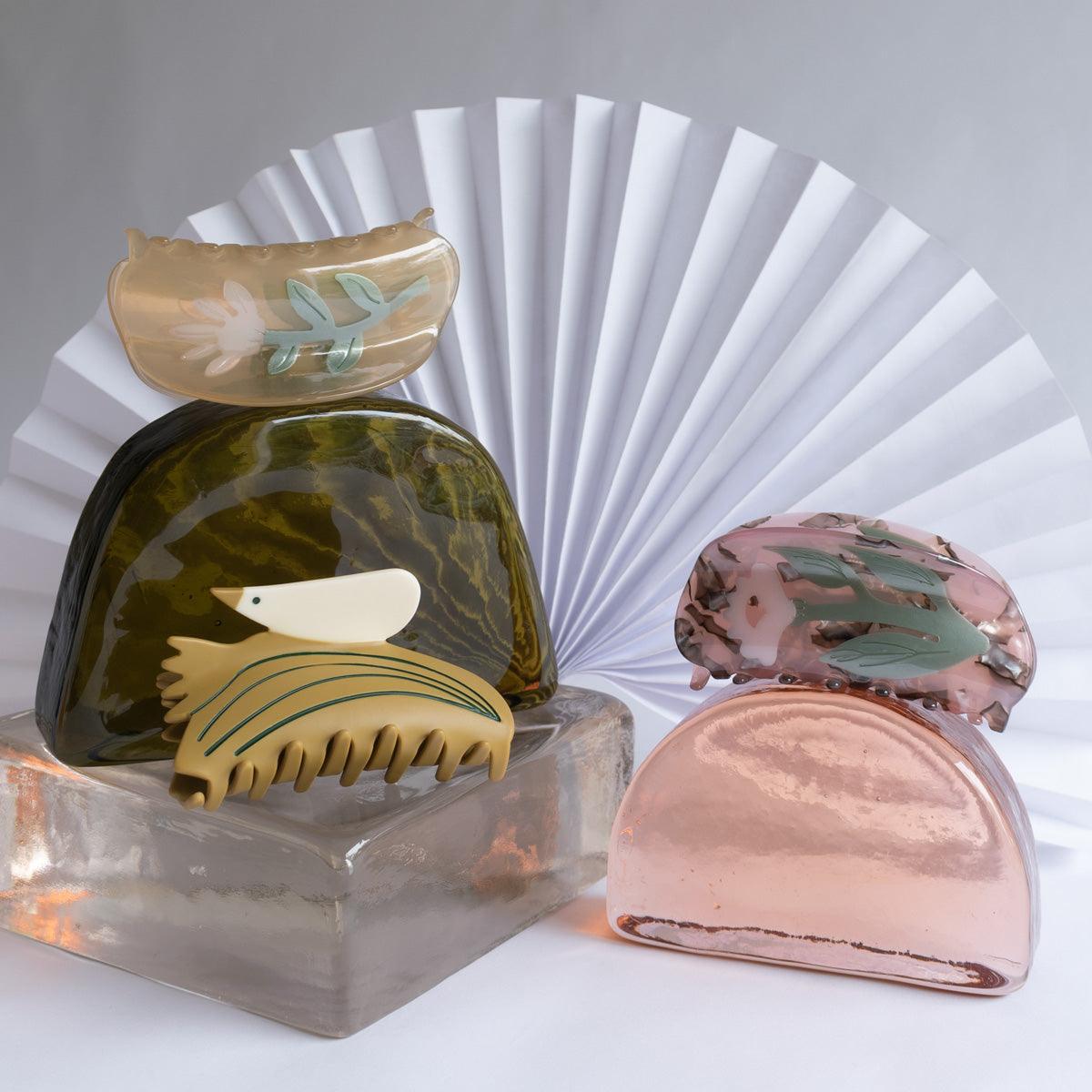 Thistle Flower cute bio-acetate lightweight high quality winona irene octopus bio-acetate ligh big sale designer tortoise shell hair claw clip durable pink butterfly flat online wholesale hair pin hair accessories french barrettes for thick hair styles women. 