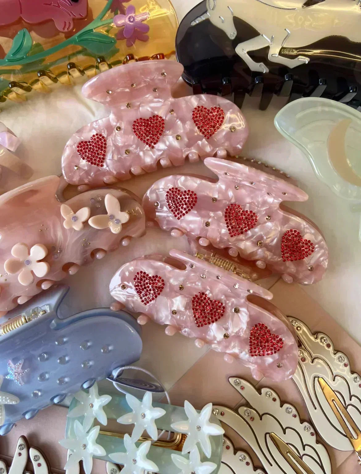 Sweetheart Eyes Clip in Angel Aura - bowsatelier