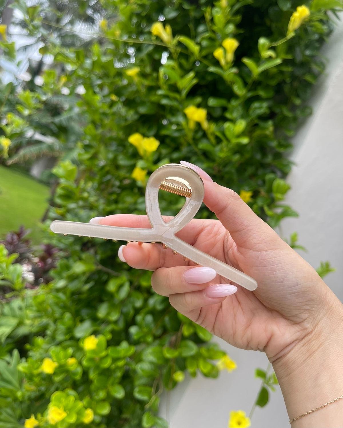 bio-acetate extra large octopus big sale designer tortoise shell hair claw clip durable pink butterfly flat online wholesale hair pin hair accessories french barrettes for thick hair styles women. 