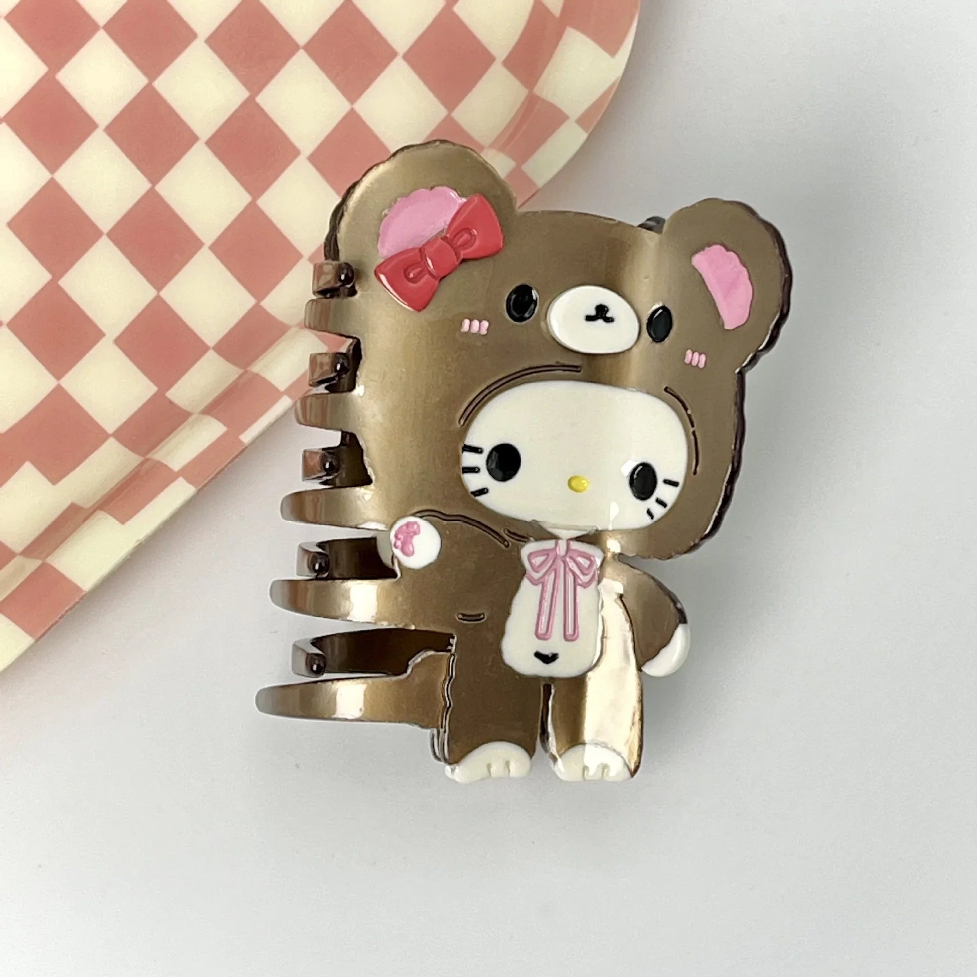 Kitty hair claw clip