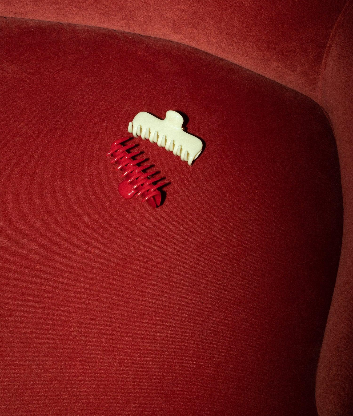 No. 4 Claw Clip Red Rosso bio-acetate go-to essentials undo hair claw big sale designer tortoise shell hair claw clip durable pink butterfly flat online wholesale hair pin hair accessories french barrettes for thick hair styles women. 