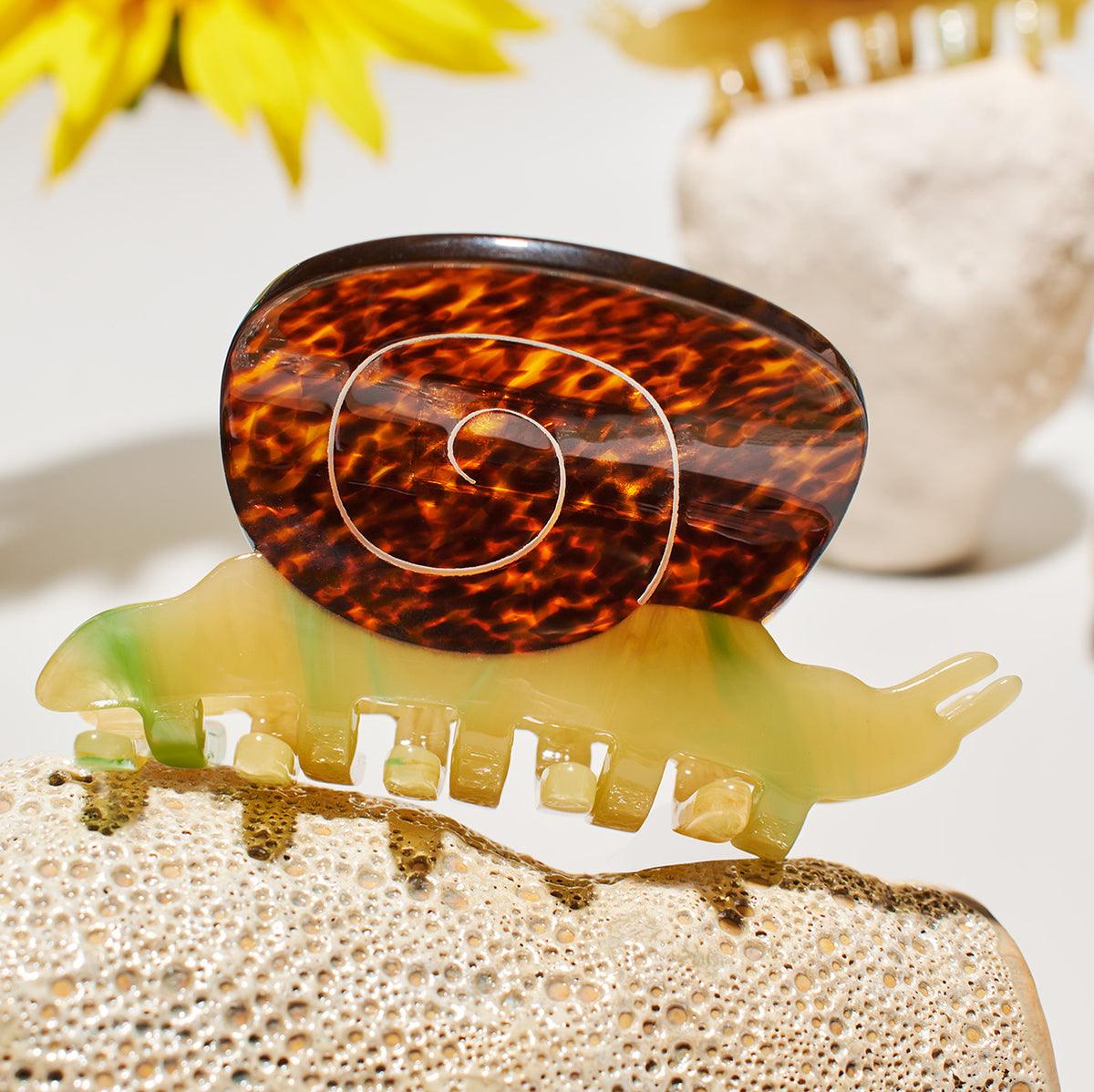 Snail cute bio-acetate lightweight high quality winona irene big sale designer tortoise shell hair claw clip durable pink butterfly flat online wholesale hair pin hair accessories french barrettes for thick hair styles women.