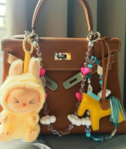 Hermes bag with labubu bag charm with emijay big sale hair claw clips durable, lightweight, and perfect for thick hair . Ideal for effortless everyday hairstyles.