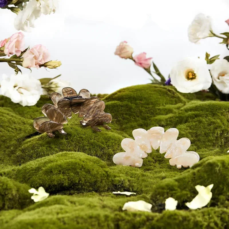 Amy Large Hair Claw bio-acetate go-to essentials emijay discount large big sale designer Sephora hair claw clip durable pink butterfly flat feminine, high-quality hair accessories like statement Nordstrom hair pin french barrettes for all hair types