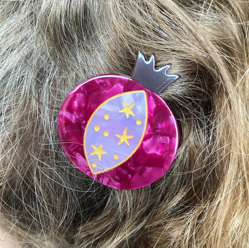 Venus cute bio-acetate large octopus bio-acetate ligh big sale designer tortoise shell hair claw clip durable pink butterfly flat online wholesale hair pin hair accessories french barrettes for thick hair styles women. 