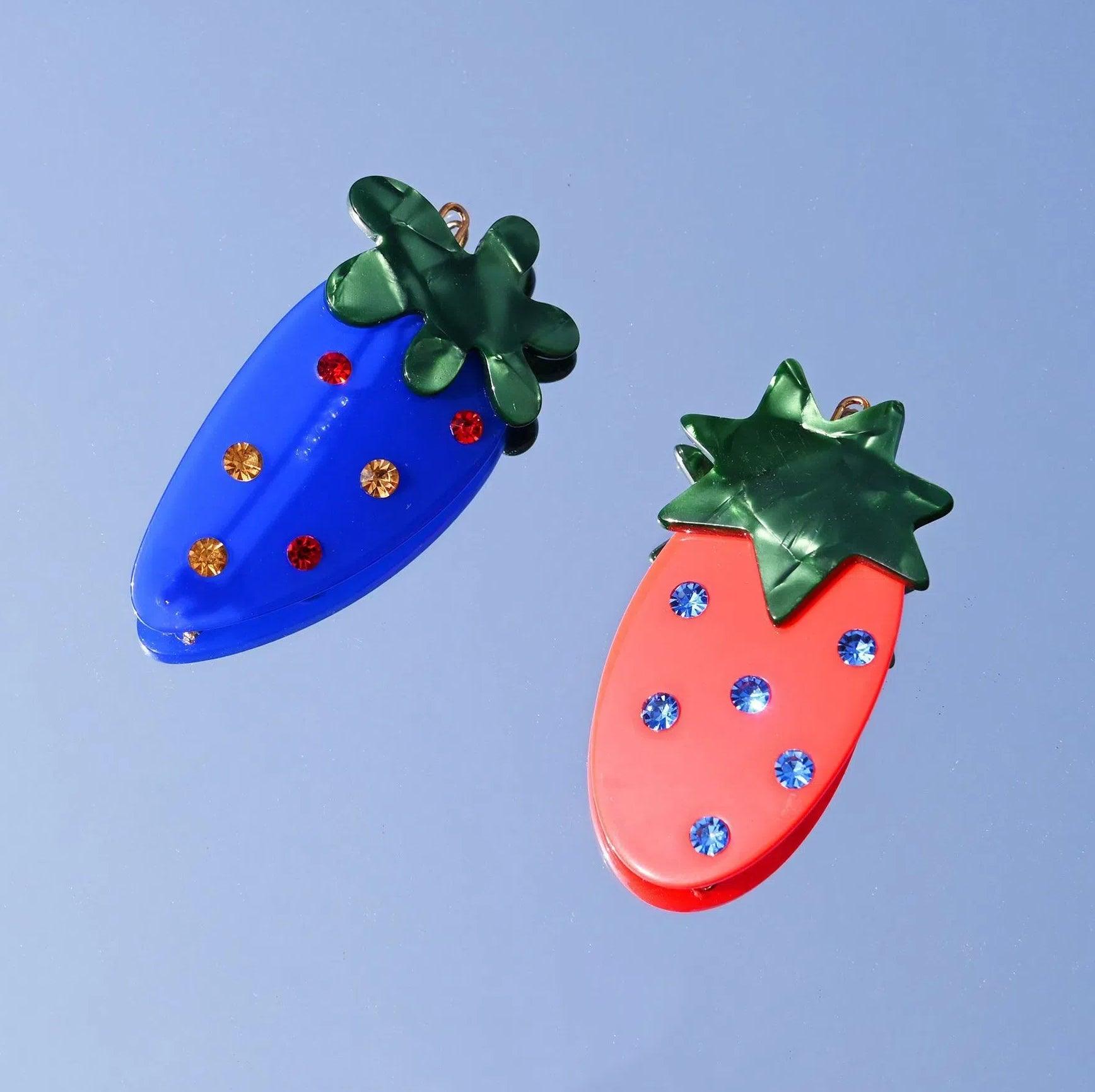 Bowsatelier Unique Strawbs Clips Set  in blue & red- cute hair claw with distinctive pattern. good for thick curly fine hair