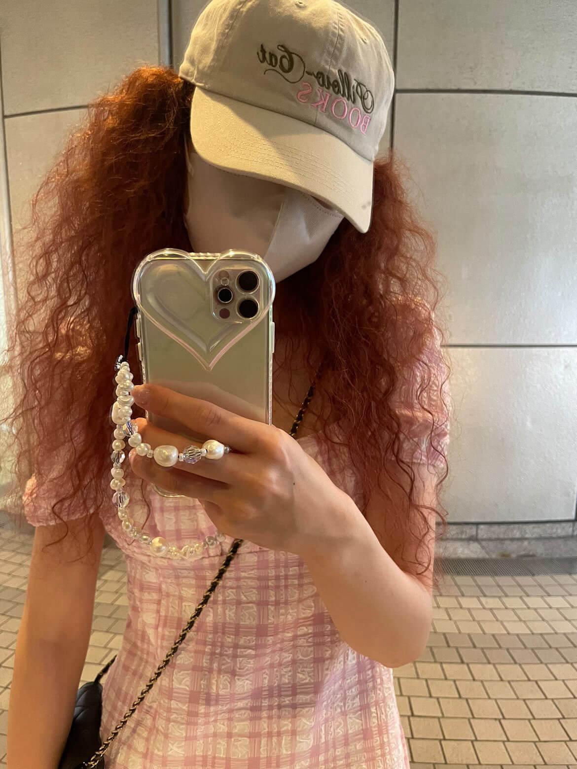 Venus Pearl Trap Wristlet Phone Strap Stringting sale phone  bag charm chain crafted with high-quality colorful beads—perfect for accessorizing phones with a minimalist, stylish touch. A must-have essential and a thoughtful gift idea for women.