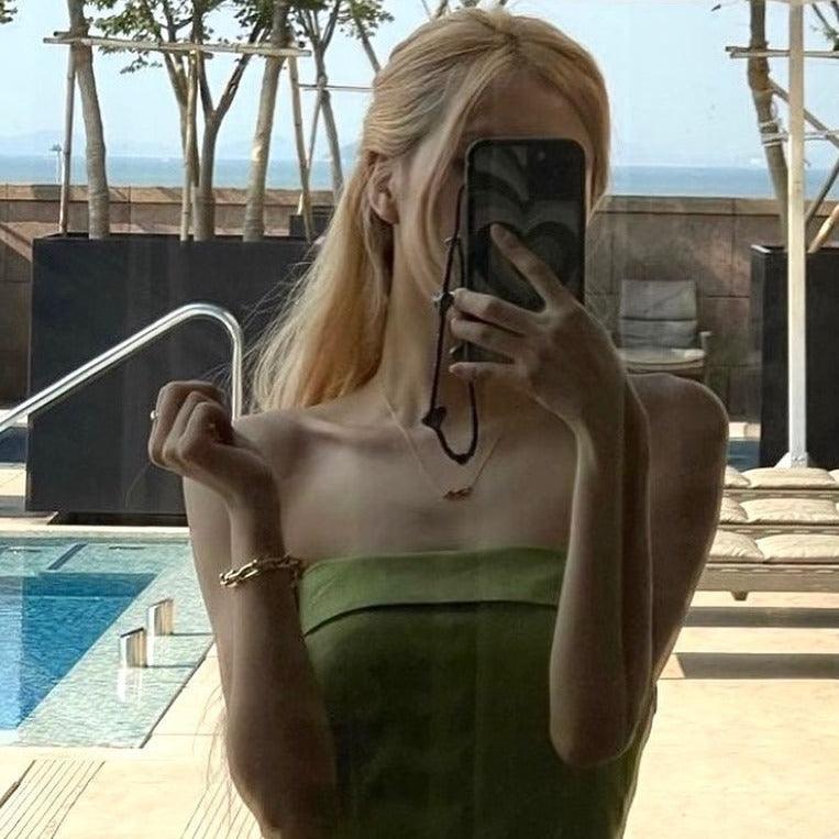 Venus Pearl Trap Wristlet Phone Strap Stringting sale phone  bag charm chain crafted with high-quality colorful beads—perfect for accessorizing phones with a minimalist, stylish touch. A must-have essential and a thoughtful gift idea for women.