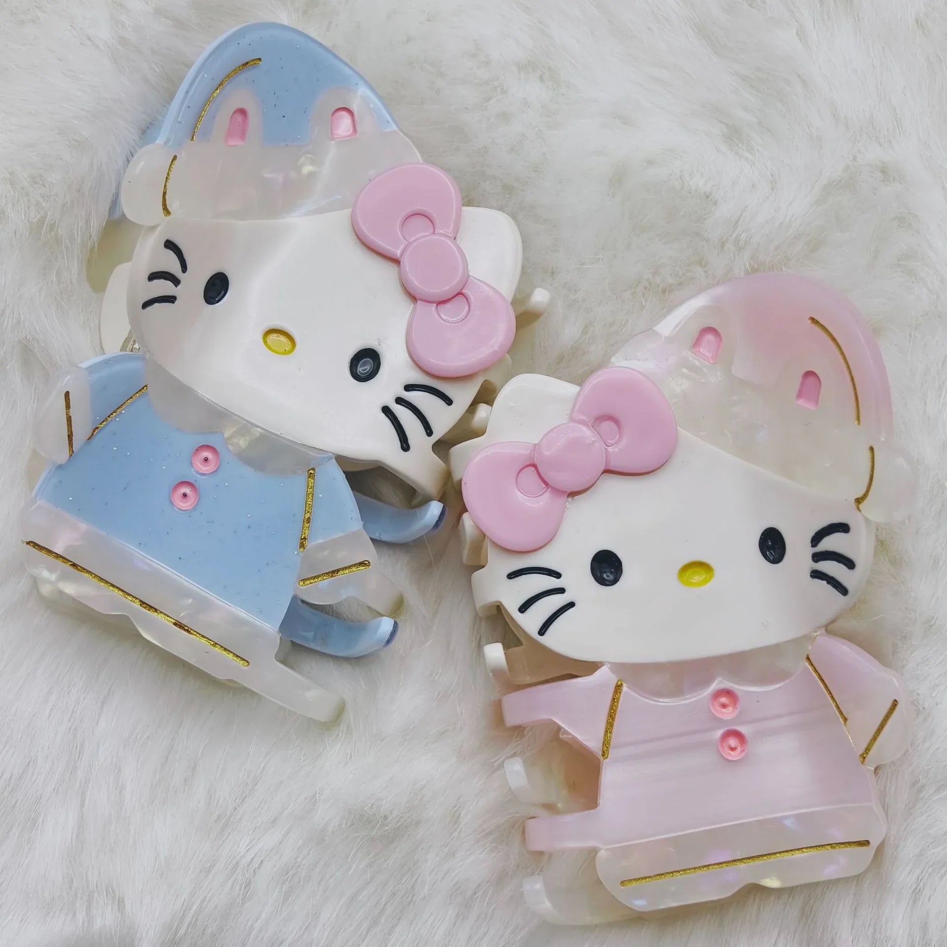 Bow Kitty hair claw clip