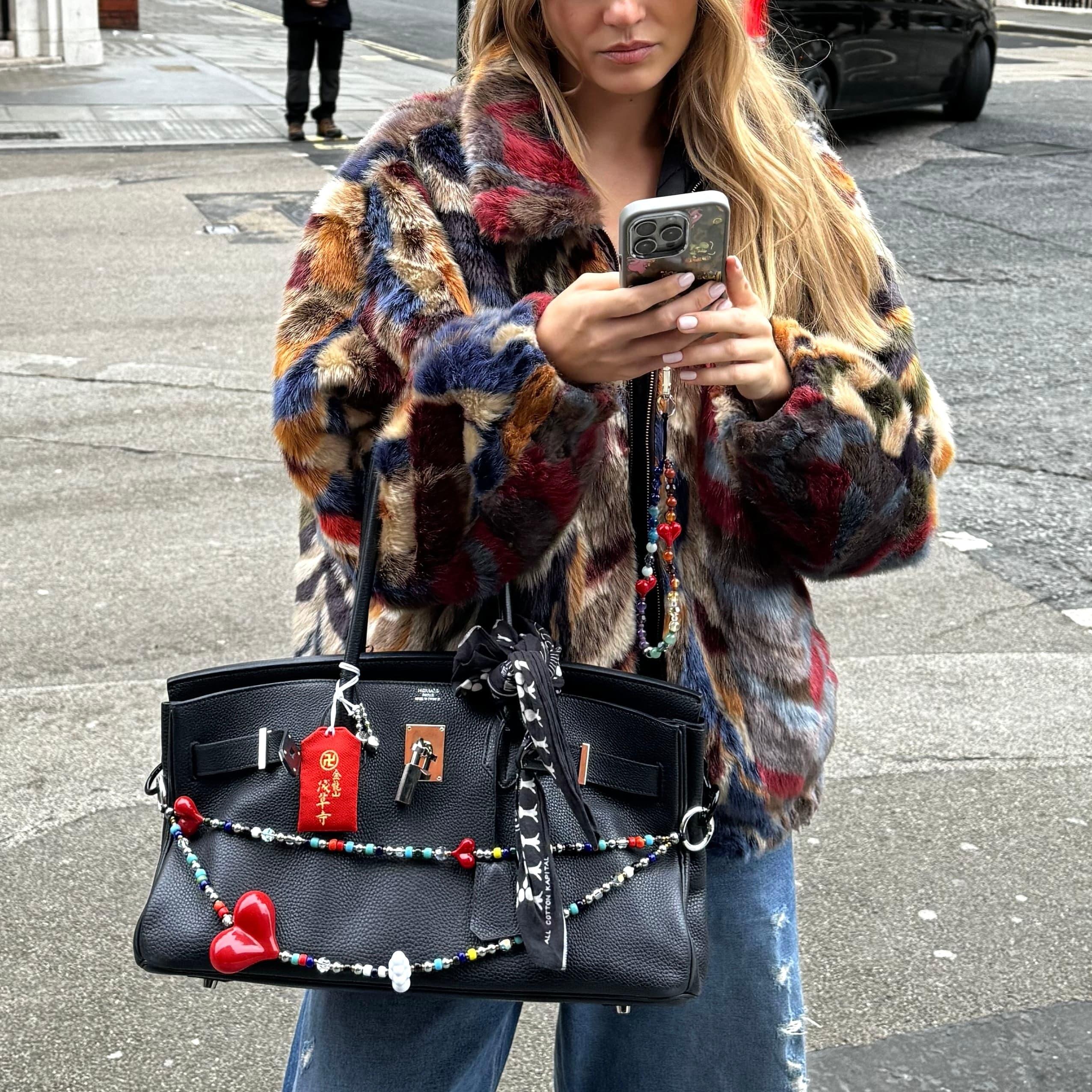 Big Love Big Ting Stringting sale bag charm crafted with high-quality colorful beads—perfect for adding a minimalist, stylish touch to handbags. A chic essential and a thoughtful gift idea for women.