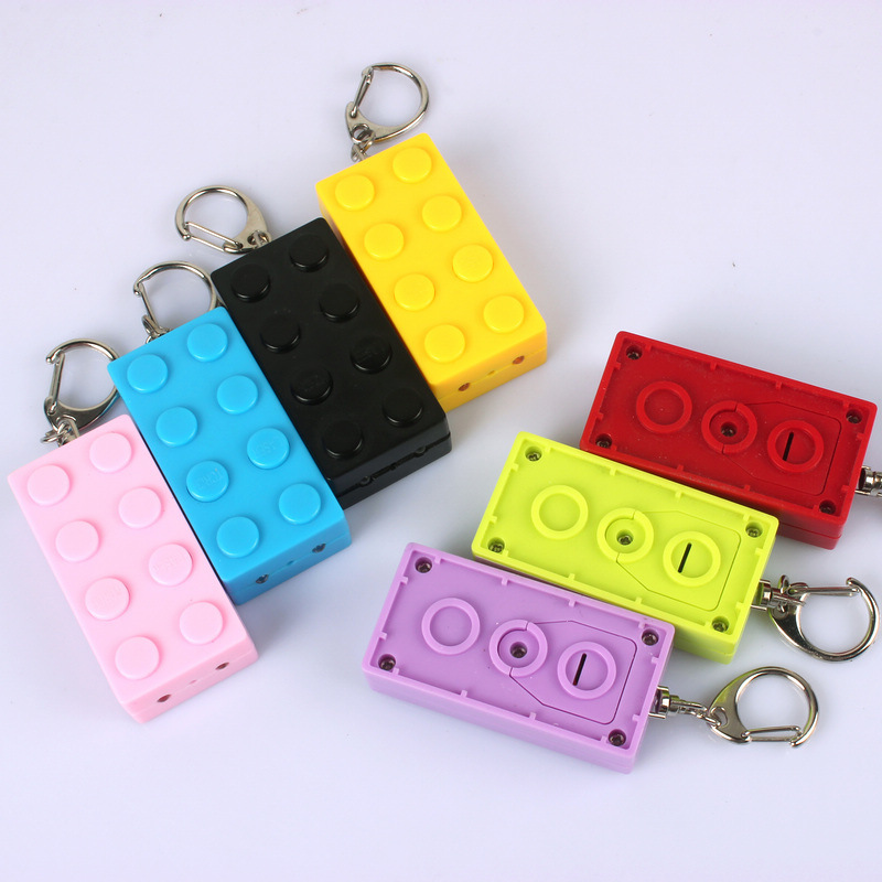 Bloques de construcción infrarrojos emisores de luz, linterna láser, juguete infrarrojo para mascotas, llavero creativo LED