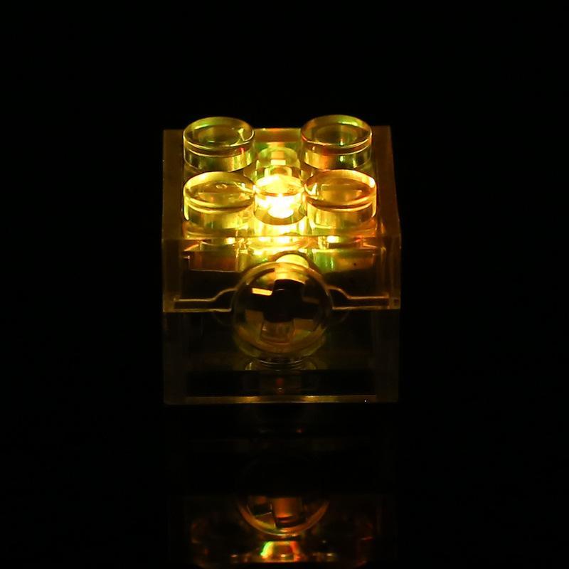 Accesorios de luz LED para ladrillos 2x2, compatibles con bloques de construcción de partículas pequeñas, luz LED multicolor intermitente.