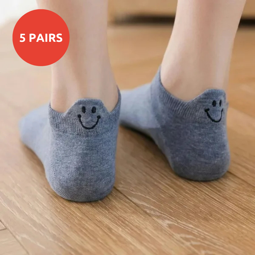 Women’s Breathable Low-Cut Cotton Ankle Socks with Smile