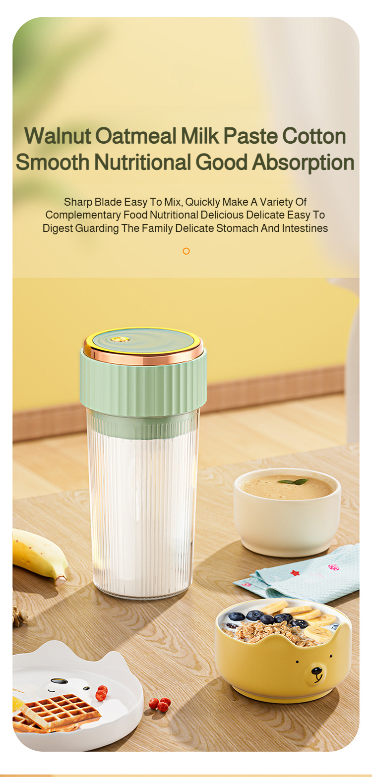 Personal smoothie blender with rechargeable battery