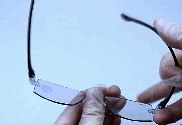 Comfortable nose pads on reading glasses