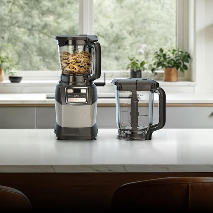 High-Speed Blender with Auto IQ Technology, Multi-Functional Blending System with Accessories