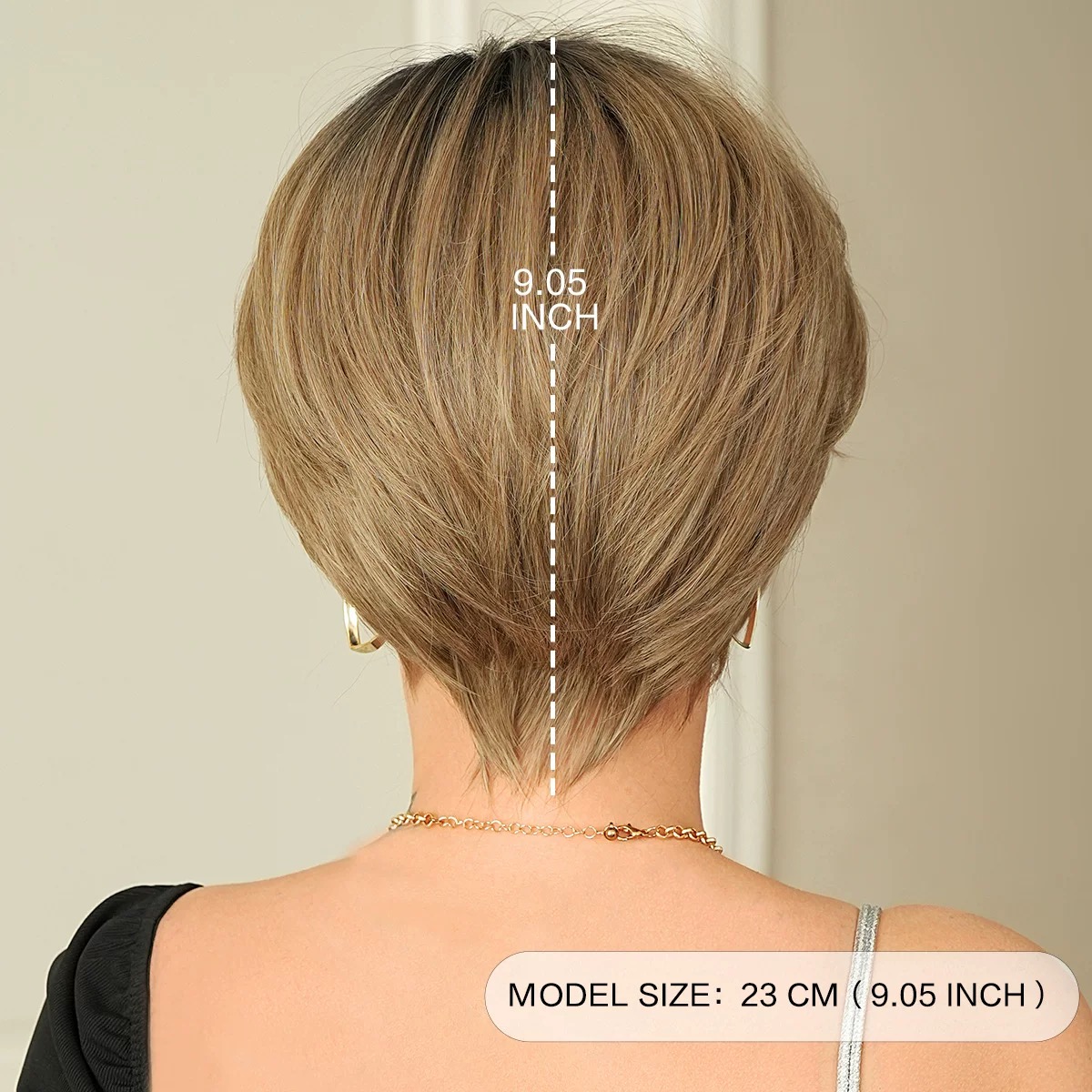 Short Straight Gold Hair – Sleek & Chic Style