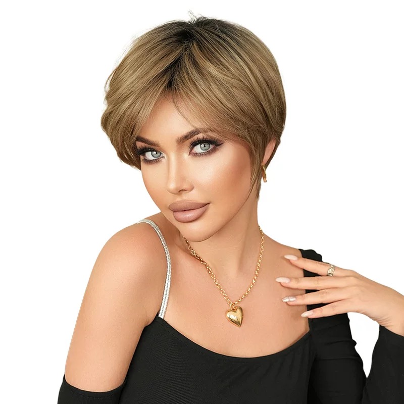 Short Straight Gold Hair – Sleek & Chic Style