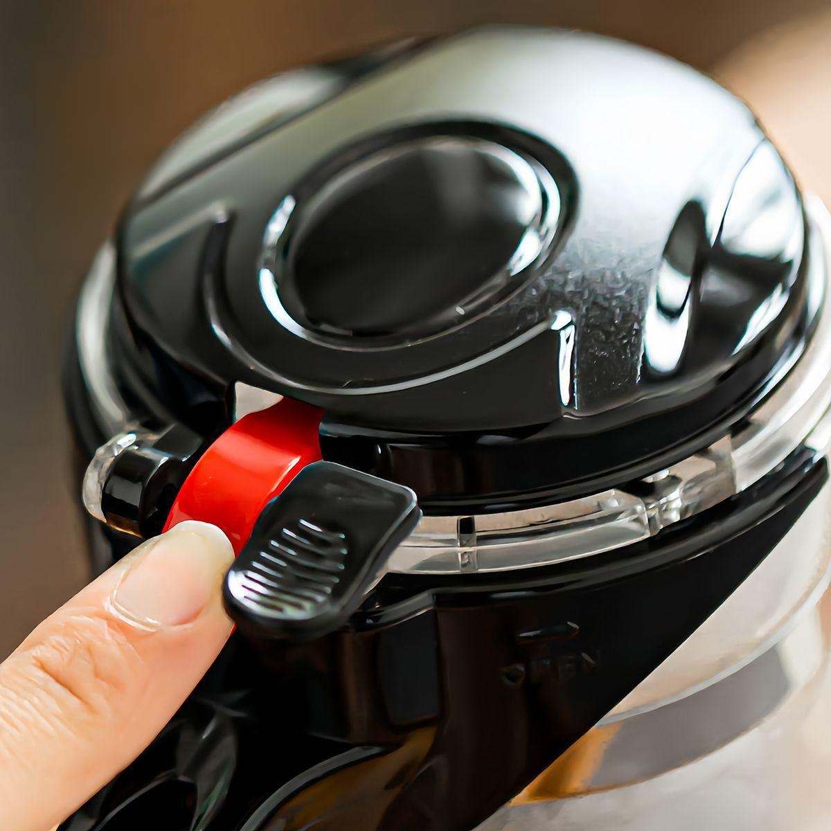 Teekanne aus dickwandigem Glas