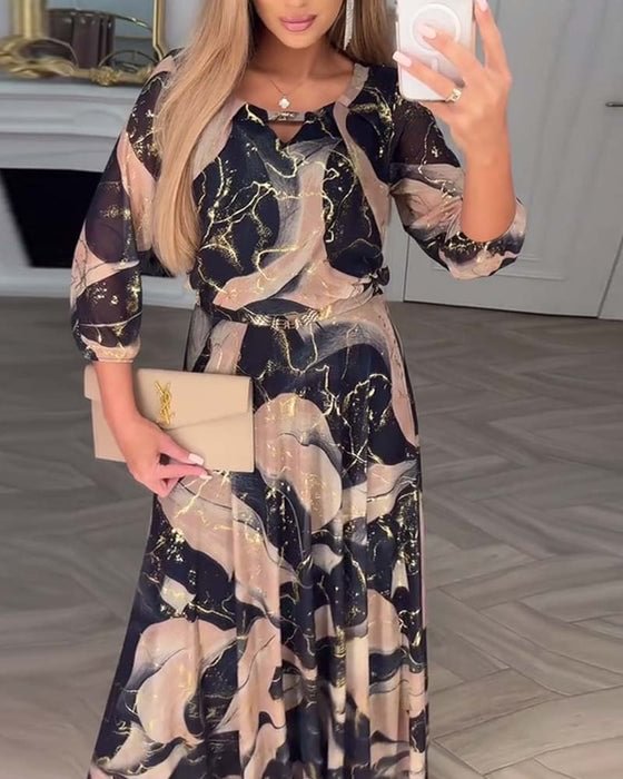 Elegancka sukienka z szyfonu z nadrukiem i rękawami o długości 3/4