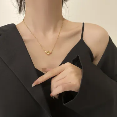 💎 „Skrzydła mądrości” – srebrny naszyjnik, symbol wewnętrznej siły 💖