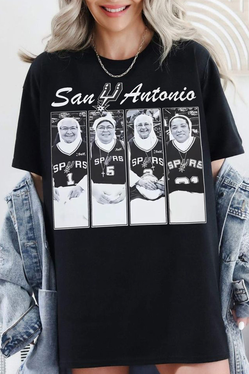 Las Monjas Del Spurs T-Shirt