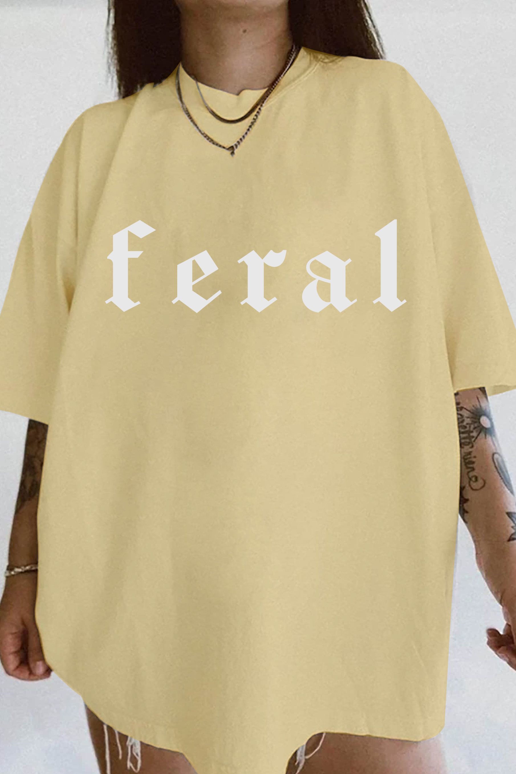 FERAL GOTHIC FONT TEE  FOR WOMEN