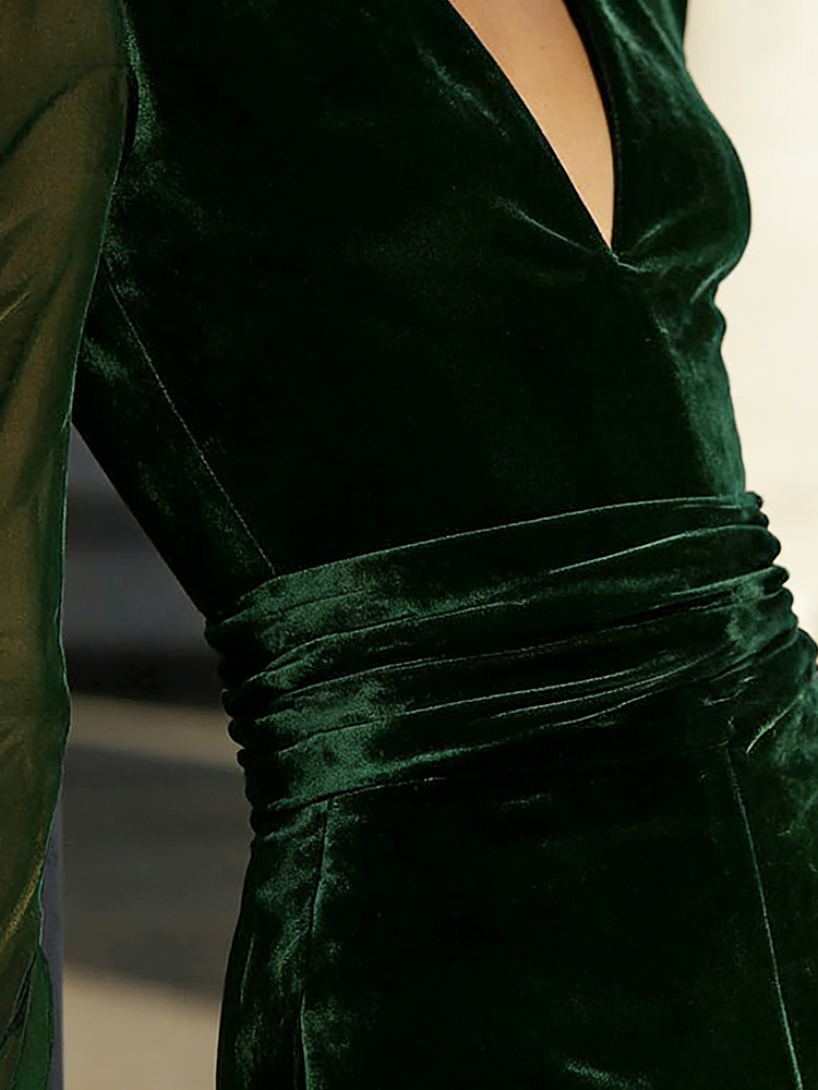 Retro Elegant V Neck Velvet Jumpsuit-elviree