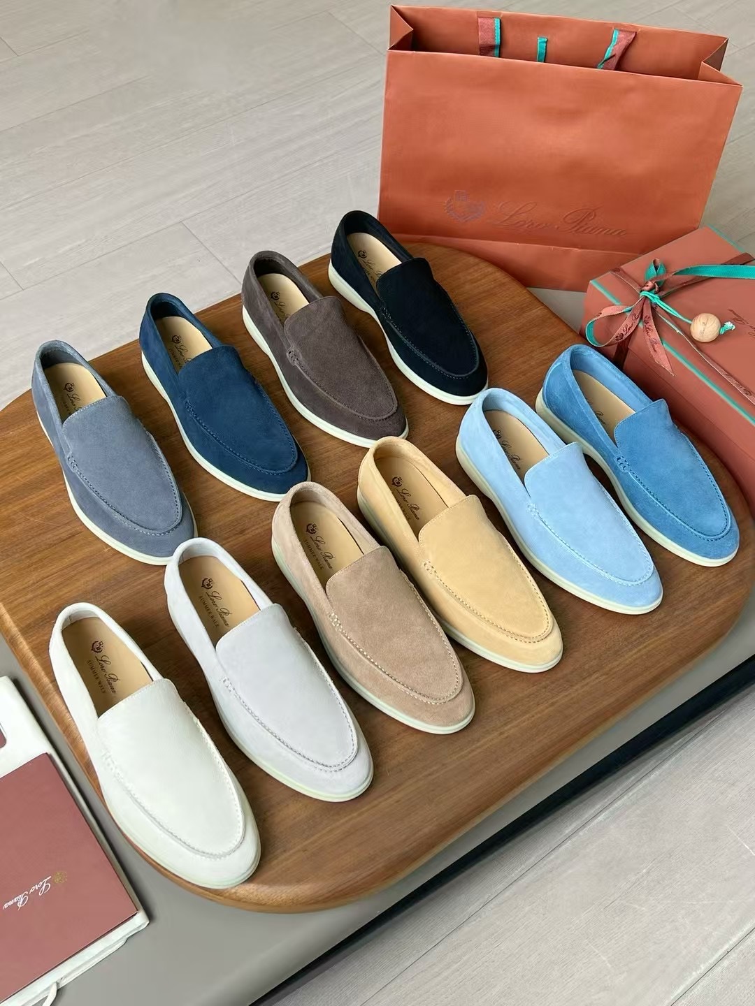 Loro Piana Summer Walk End Walk Low-top Comfortable and casual Men's Shoes麂皮 一脚蹬 运动鞋 波鞋  FAE8124H755
