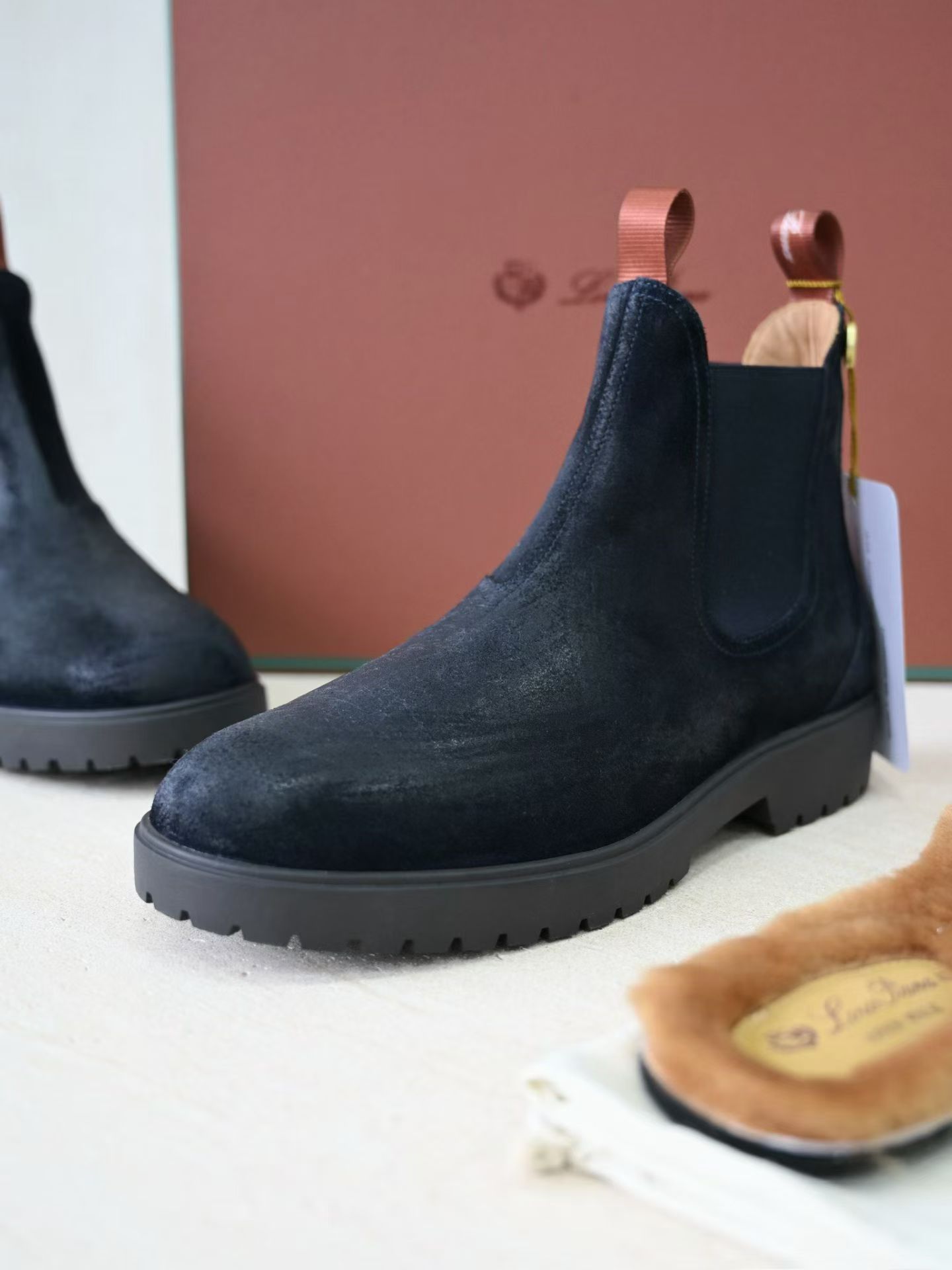 Loro Piana LP Summer Walk / End Walk — Low-Top, Comfortable, and Casual Men's Shoes (Suede) | High-Top Chelsea Boots FAP6922_H027