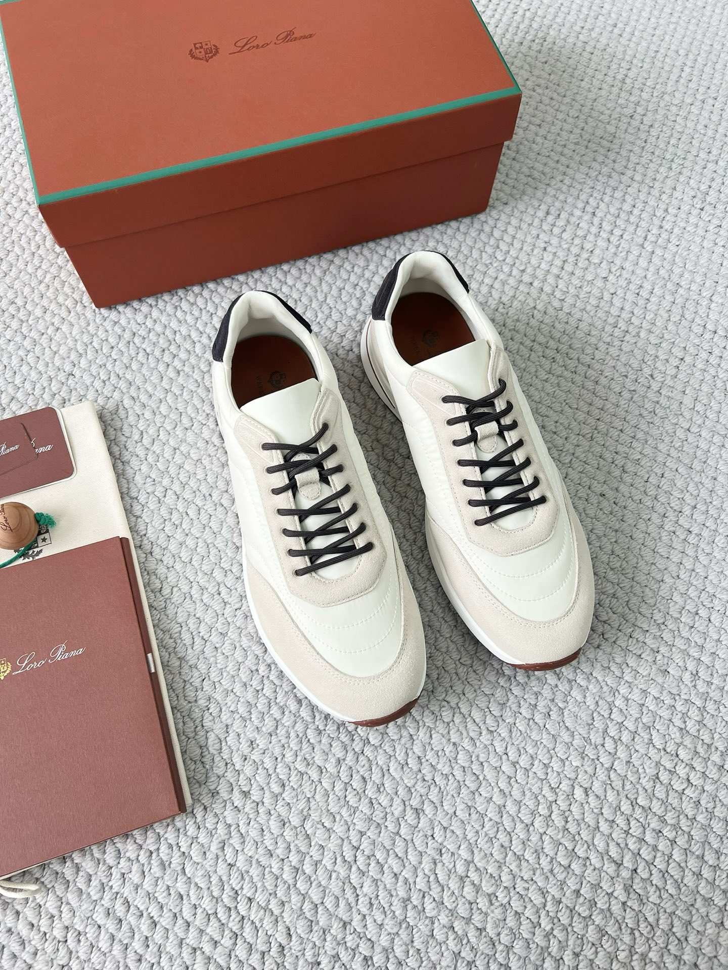 LP Loro Piana Week End Walk  Low-top Comfortable and casual Men's Shoes  Bullshit C5运动鞋 波鞋 LP012-81