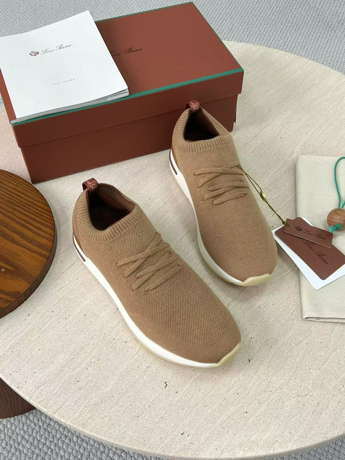 P Loro Piana Week End Walk  Low-top Comfortable and casual Men's Shoes  Bullshit C0运动鞋 波鞋 LP2521