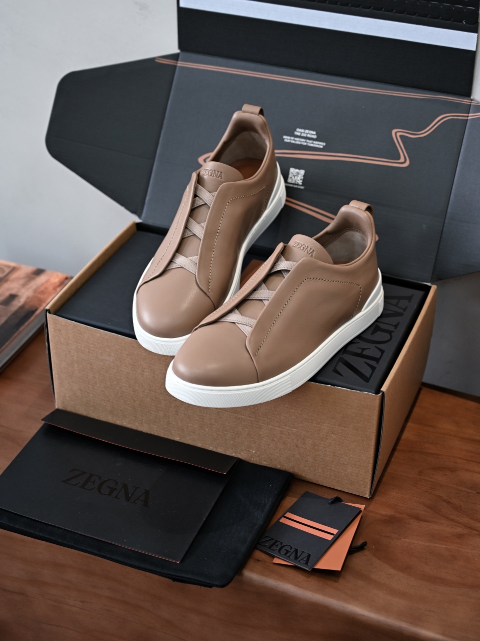ZE2617 杰尼亚  Zegna Triple -(Smooth Leather) Laceless Sneakers -C0-06-LHOTA-S5207