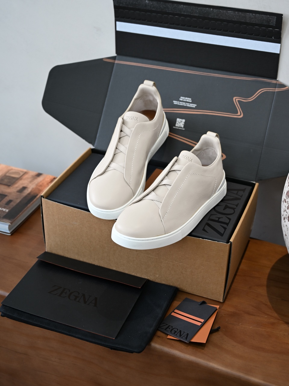 ZE2617 杰尼亚  Zegna Triple -(Smooth Leather) Laceless Sneakers -C0-10-LHOTA-S5207