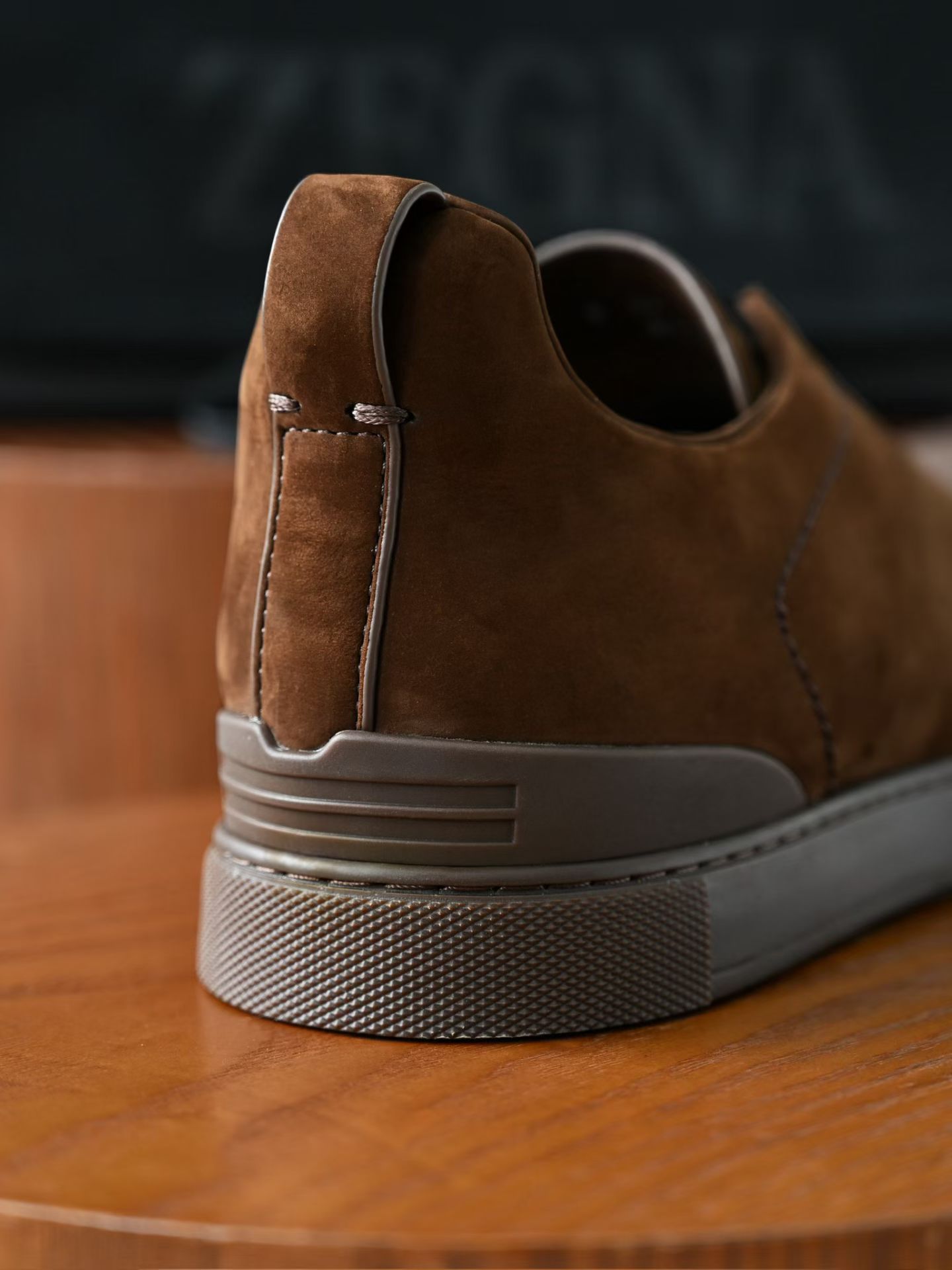 ZE2441-5 杰尼亚  Zegna Triple -(Suede) Laceless Sneakers -C0-LHNBC-S7964Z