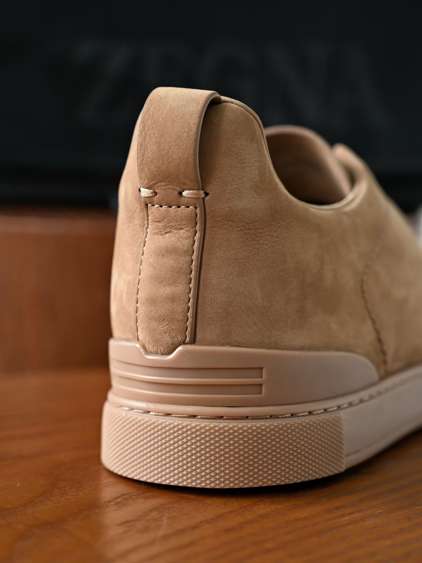 ZE2441-5 杰尼亚  Zegna Triple -(Suede) Laceless Sneakers -C0-LHNBC-S7964Z