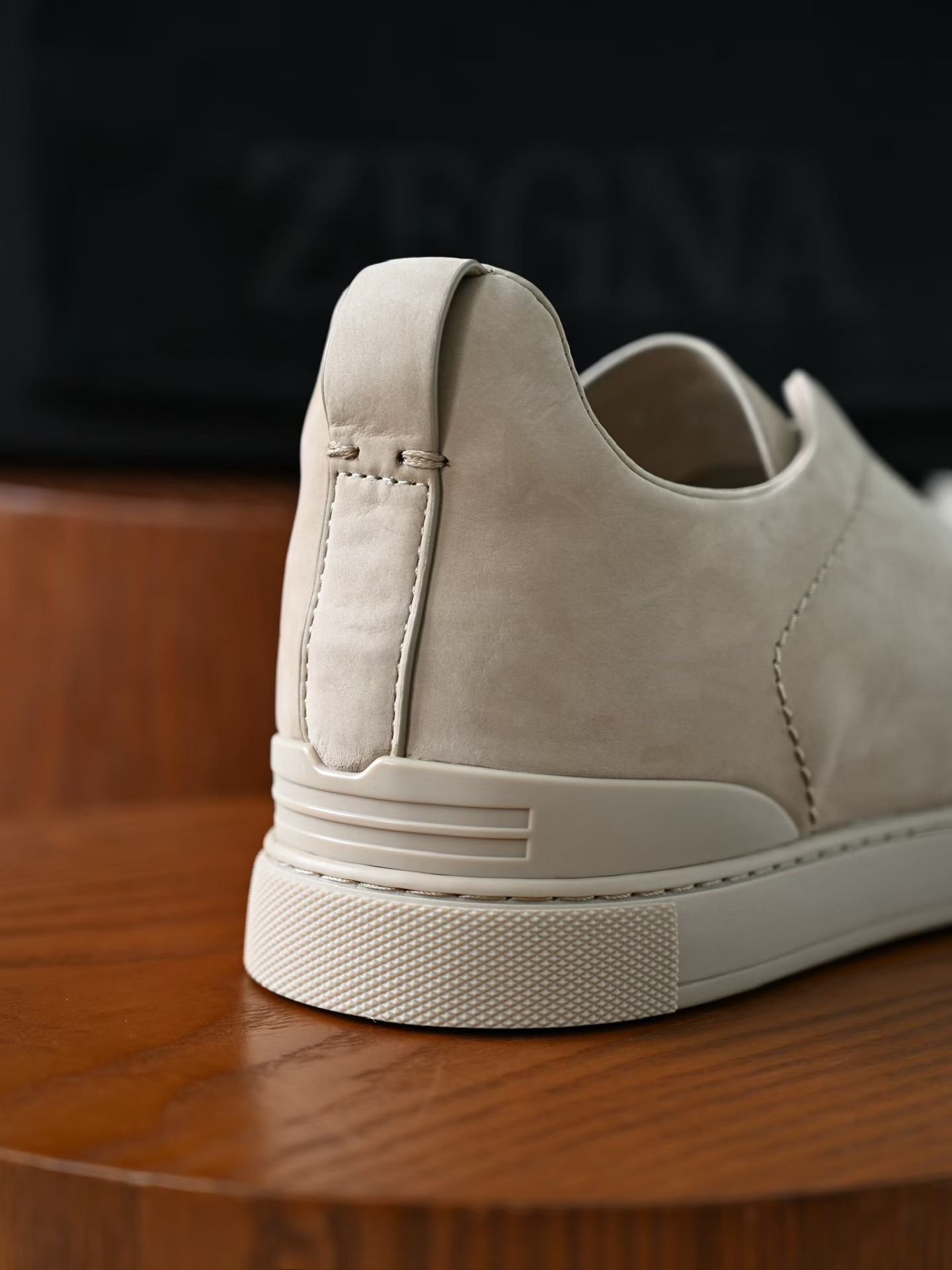 ZE2441-5 杰尼亚  Zegna Triple -(Suede) Laceless Sneakers -C0-LHNBC-S7964Z