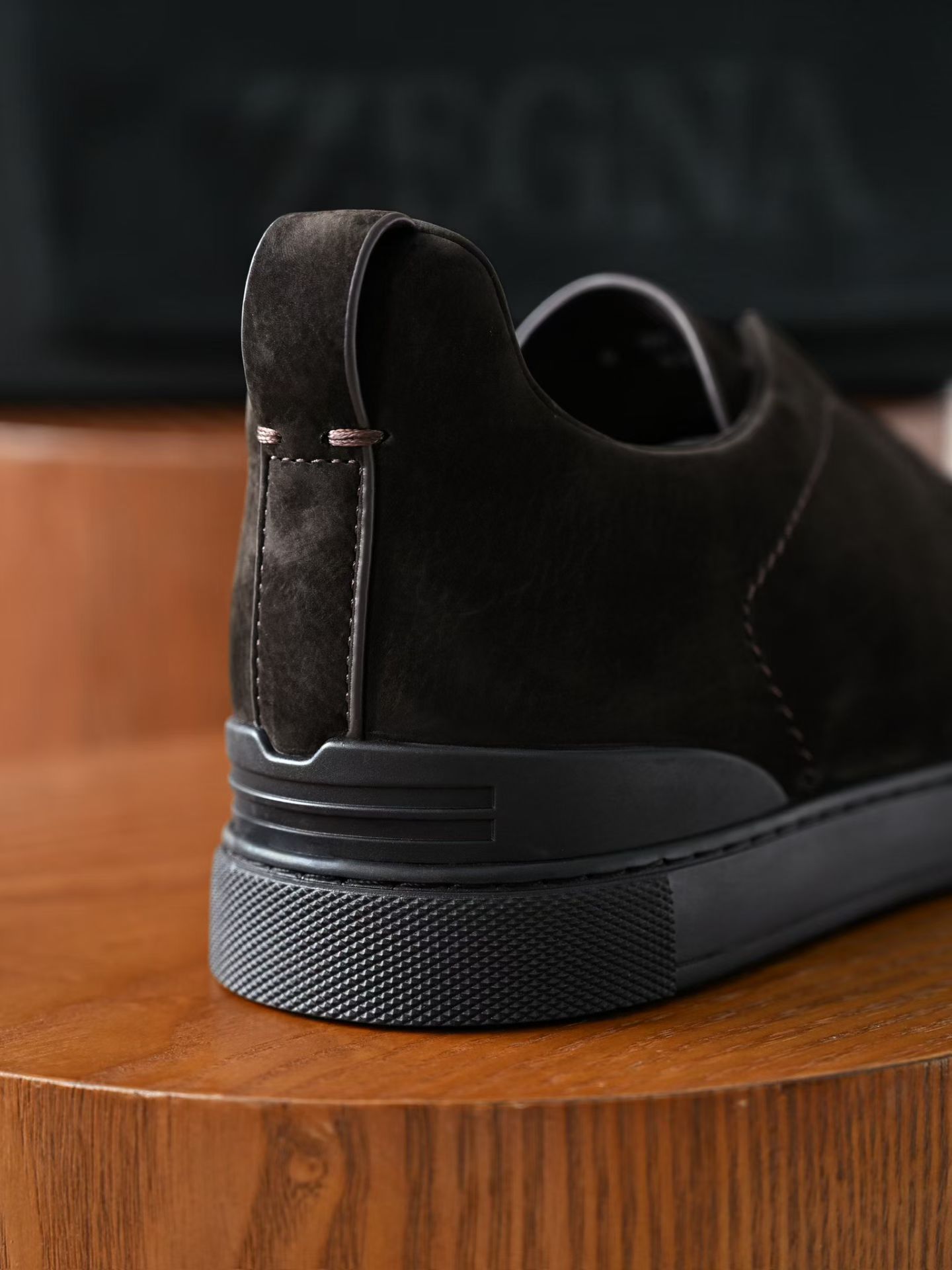 ZE2441-5 杰尼亚  Zegna Triple -(Suede) Laceless Sneakers -C0-LHNBC-S7964Z