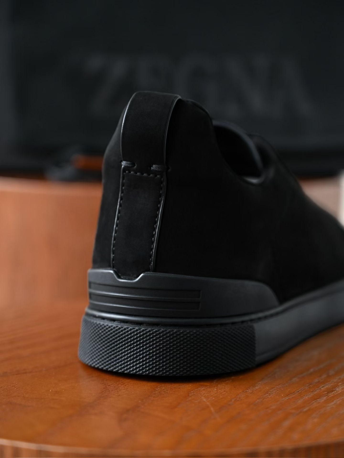 ZE2441-5 杰尼亚  Zegna Triple -(Suede) Laceless Sneakers -C0-LHNBC-S7964Z