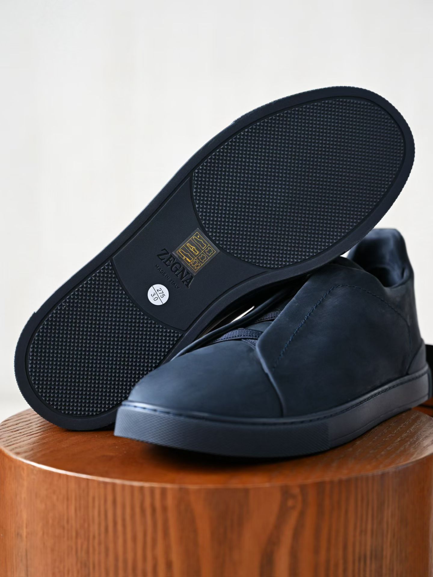 ZE2441-5 杰尼亚  Zegna Triple -(Suede) Laceless Sneakers -C0-LHNBC-S7964Z
